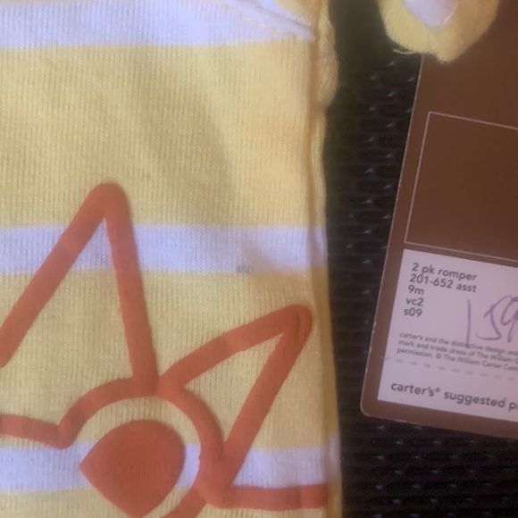 𝅺NWT Carters one piece outfits - Picture 5 of 10